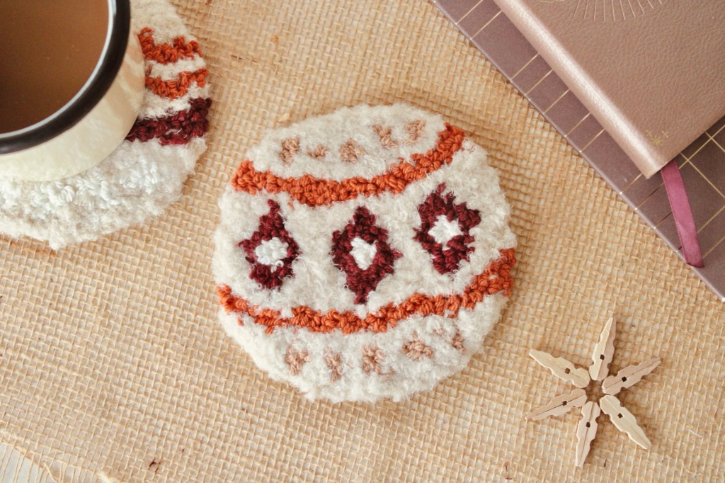 Jour 17 • DIY & Sous-tasses en punch&nbsp;needle